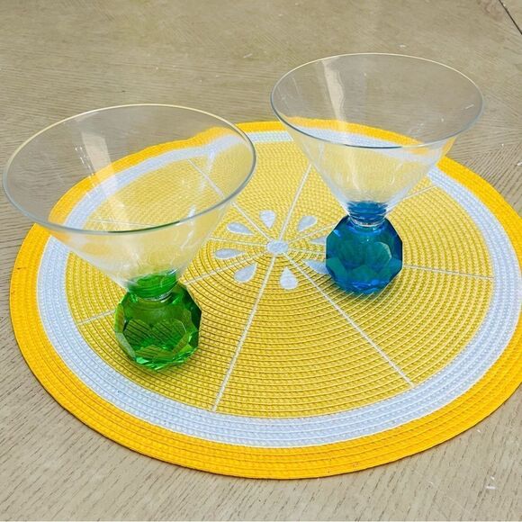 Set Of 2 Martini, Vodka Cocktail Bottom Bubble Glasses ✅ - Picture 1 of 8